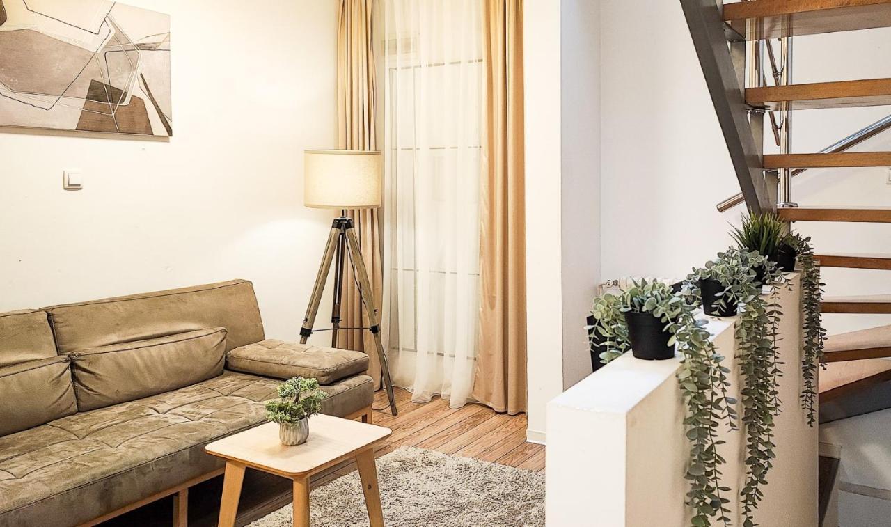 Filinhome Papa Suite 2 Novi Sad Exterior foto