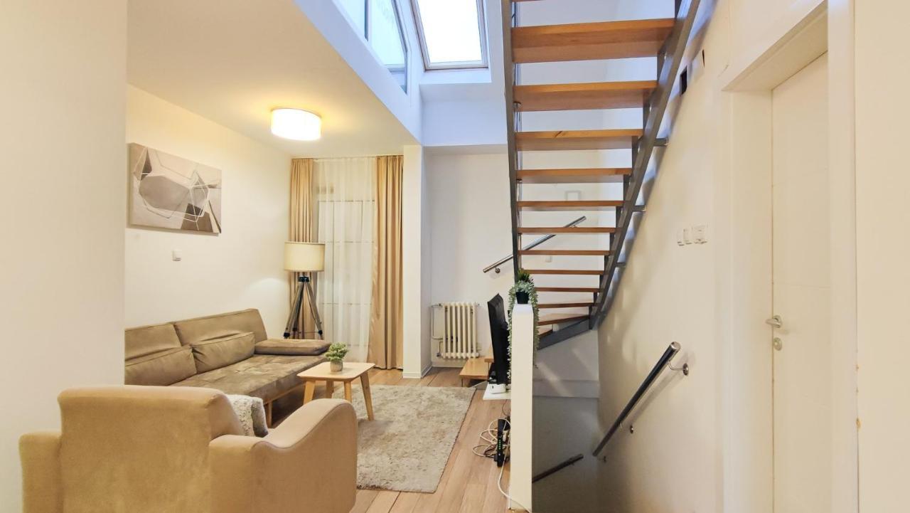 Filinhome Papa Suite 2 Novi Sad Exterior foto