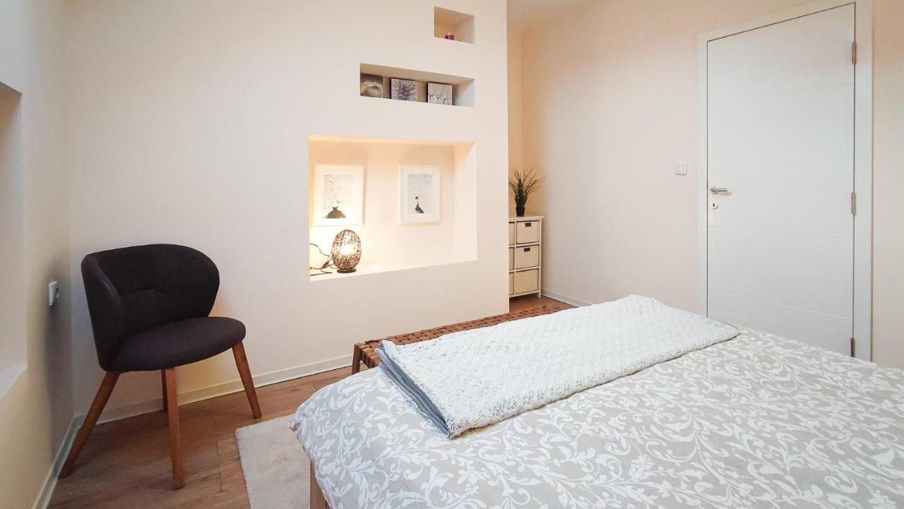 Filinhome Papa Suite 2 Novi Sad Exterior foto
